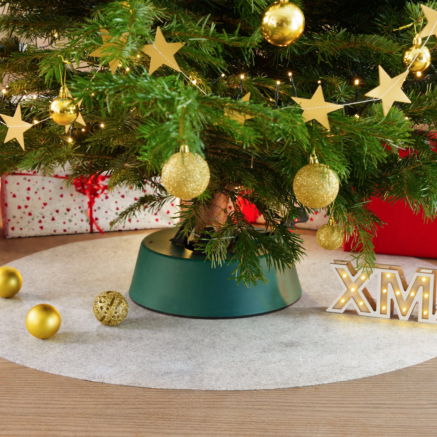 Weihnachtsbaum - Schutzmatte - für länger schöne Christbäume